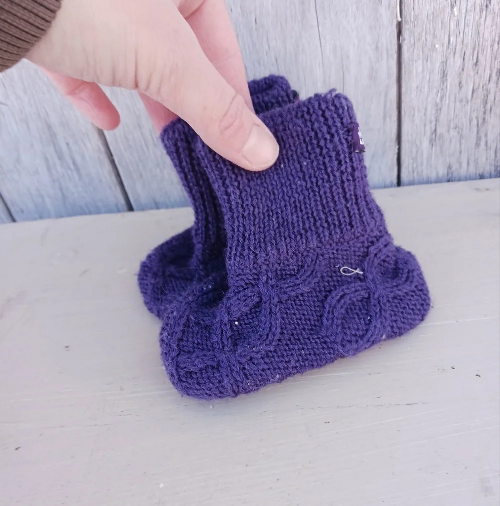 Melton Children Knitted Wool Booties/Slippers Purple Leather Bottom OS‎ It's a